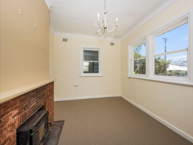 Spacious Family Living on a Large Block