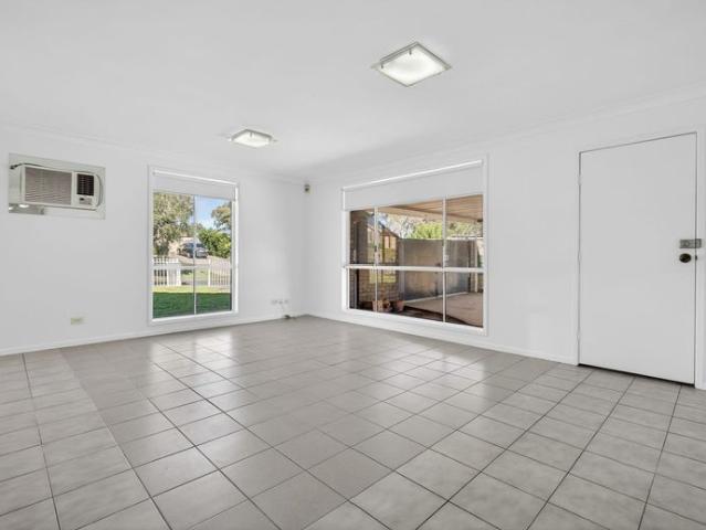 Four Bedroom Family Home in Prime Dean Park Location