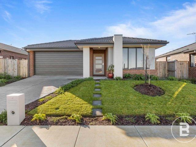 FOUR BEDROOM FAMILY HOME IN THE SOUGHT AFTER WINTER VALLEY