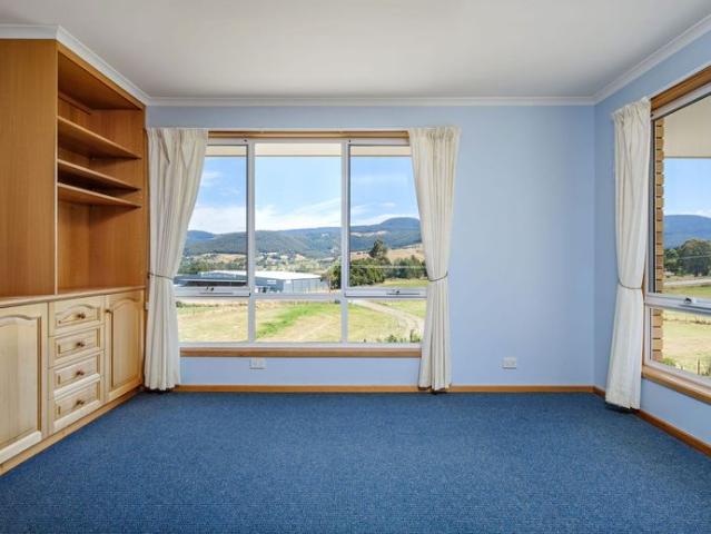 Four Bedroom Family Home with Dual Living Space and Great Outlook