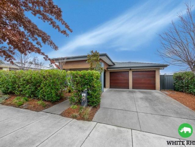 Four Bedroom Family home with Study!