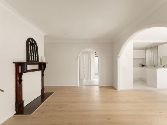 Four bedroom House for Rent at Mortdale