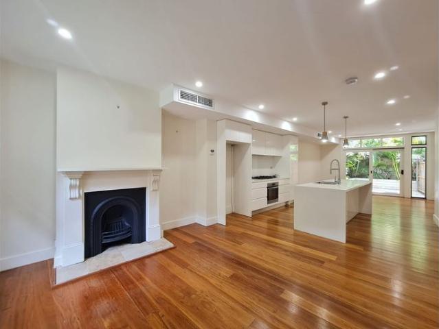 Four Bedroom House in Chippendale