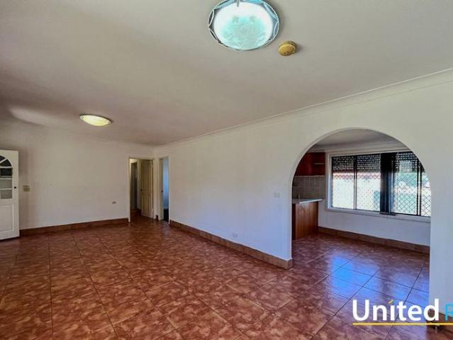 FOUR BEDROOM HOUSE WITH TEENAGE RETREAT PERFECT FOR FAMILIES