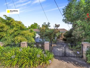 Gilmore, Tumut, Talbingo - Garden, Parking