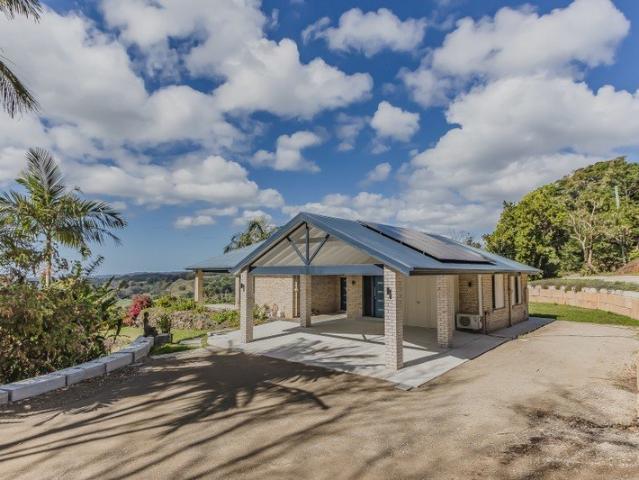 Four Bedroom Home with Ocean & Mountain Views