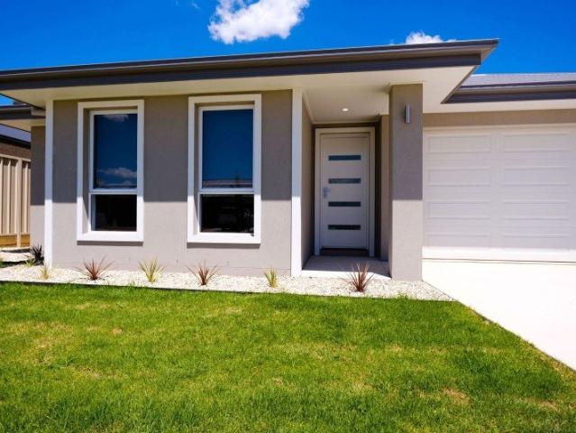 FOUR BEDROOM HOME WITH ALL THE EXTRAS