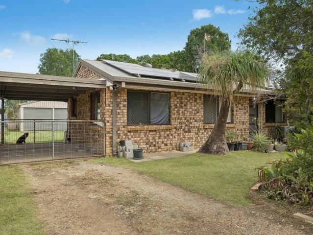 Four Bedroom home with powered shed