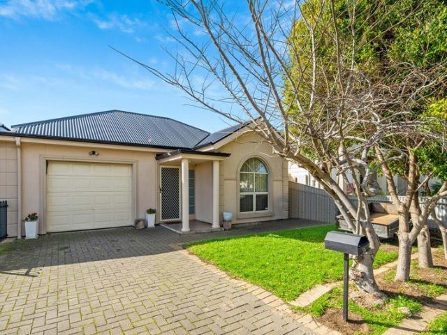 Four bedroom home close to the beach
