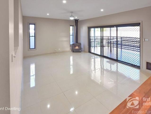 Four Bedroom home in Tuncurry