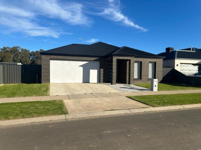 Four Bedroom Home in Warby Views Estate!