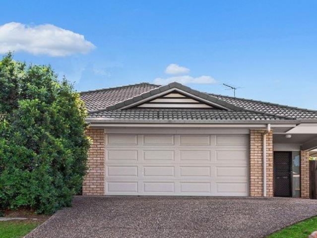 Four Bedroom Home In Warner in Cul de Sac!