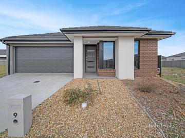Four bedroom home in Winter Valley