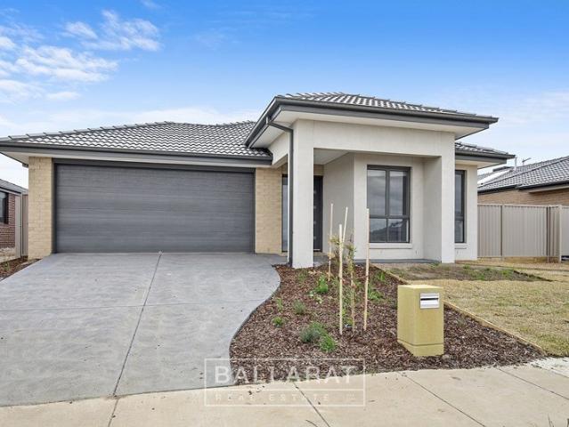 FOUR BEDROOM HOME IN WONDERFUL ESTATE
