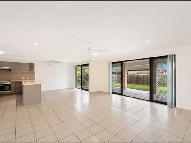 Four Bedroom Home in Bellmere!