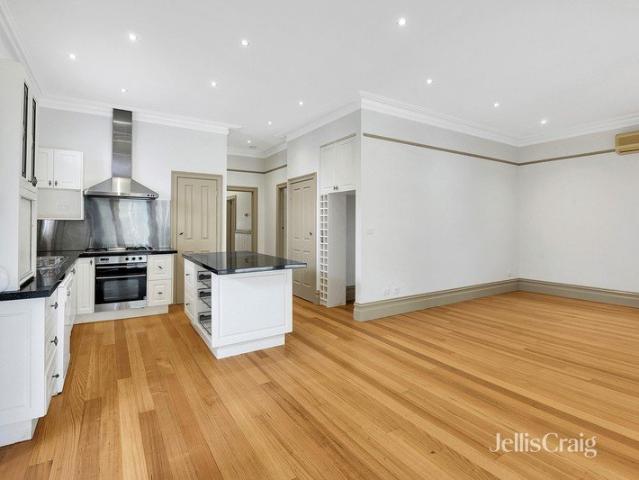 Four Bedroom Home in Brunswick