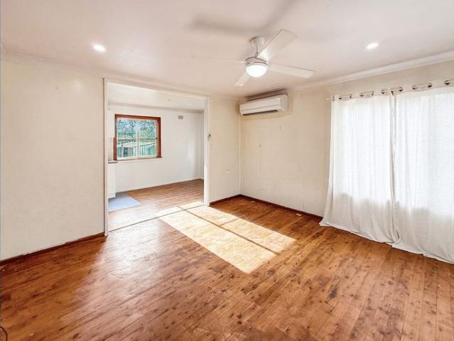 Four bedroom home in convenient location!