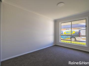 FOUR BEDROOM HOME IN EGLINTON Available 8/7/26!