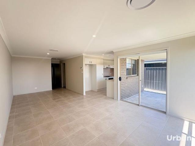 Four Bedroom Home in Lochinvar For Lease!