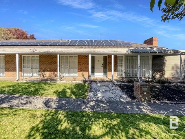 FOUR BEDROOM HOME IN POPULAR MOUNT HELEN