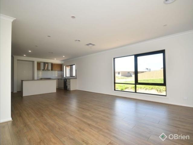 FOUR BEDROOM HOME IN PRIME POSITION!