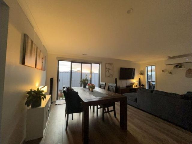 FOUR BEDROOM HOME LOW MAINTENANCE!
