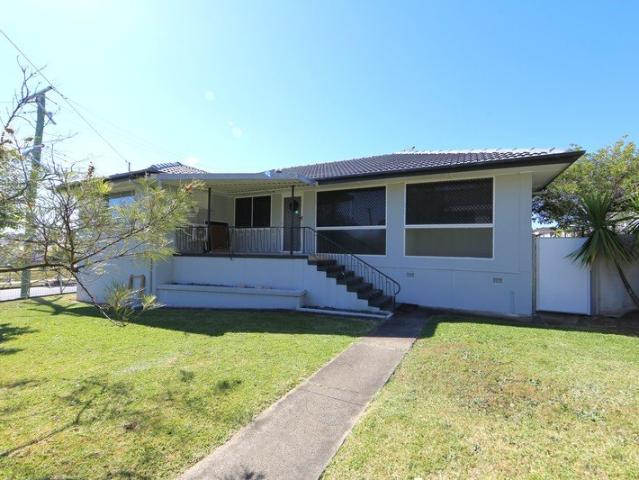 Four Bedroom Mansfield Family Home