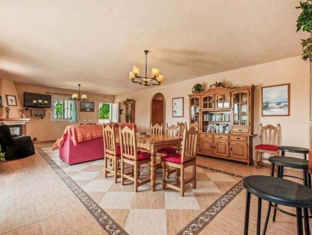 Four Bedroom Property For Winter Rental In Nerja Countryside