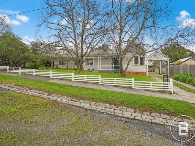 FOUR BEDROOM WITH DUAL LIVING ON A WIDE BLOCK