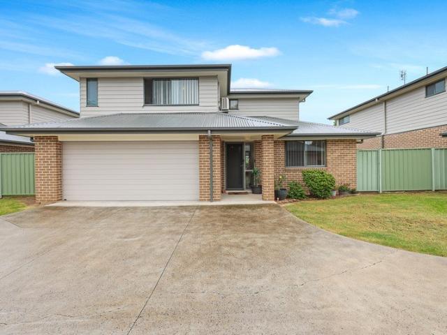 Four Bedroom Townhouse in a Prime Position