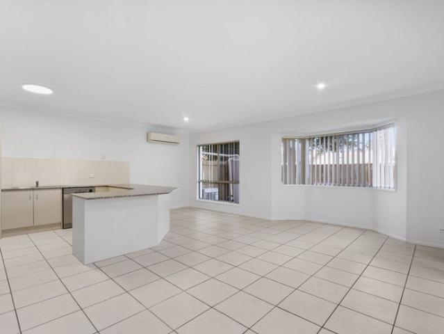 Four Bedroom Townhouse in Coomera!