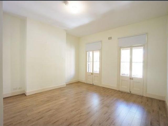 Four Bedroom Terrace in excellent location