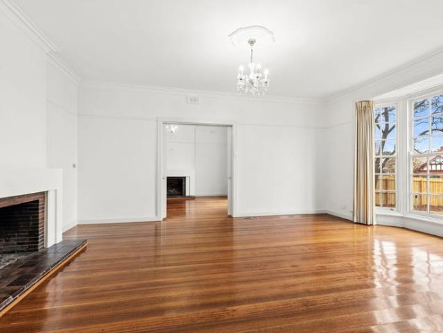 Four Bedroom, Three Bathroom Family Home Private School Precinct