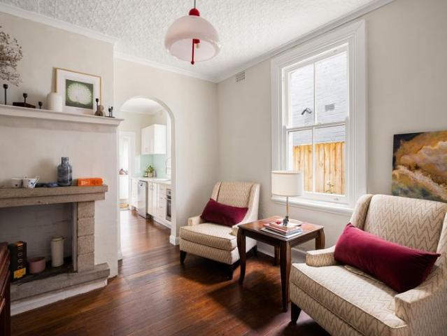 Four Bedroom Victorian Terrace with Lock Up Garage