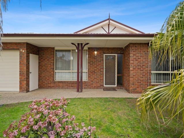 Four Bedrooms, Double Garage & Plenty of Room to Move