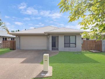 Four Bedrooms, Solar Power & A Location Families Love
