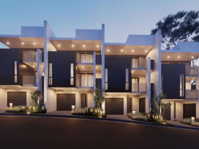 Four Bedrooms. Sports Reserve Opposite. Hills Shire Schools