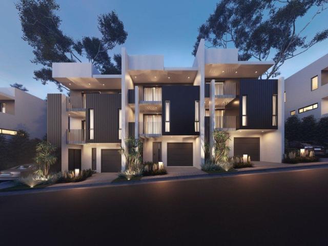 Four Bedrooms. Sports Reserve Opposite. Hills Shire Schools