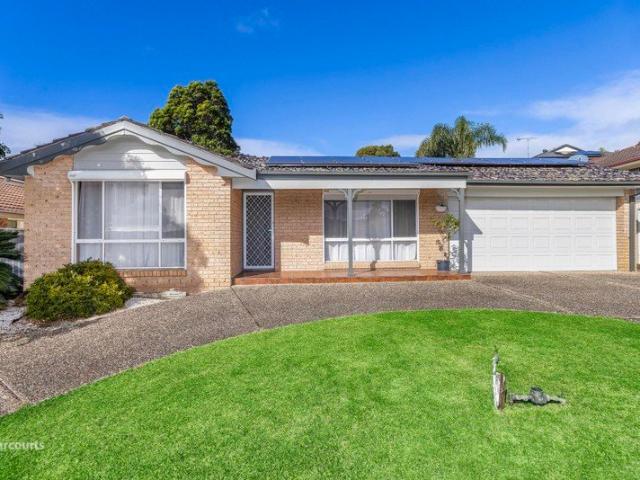 Four Bedrooms, Two Living Areas And A Pool, Albion Park Family Living At Its Best