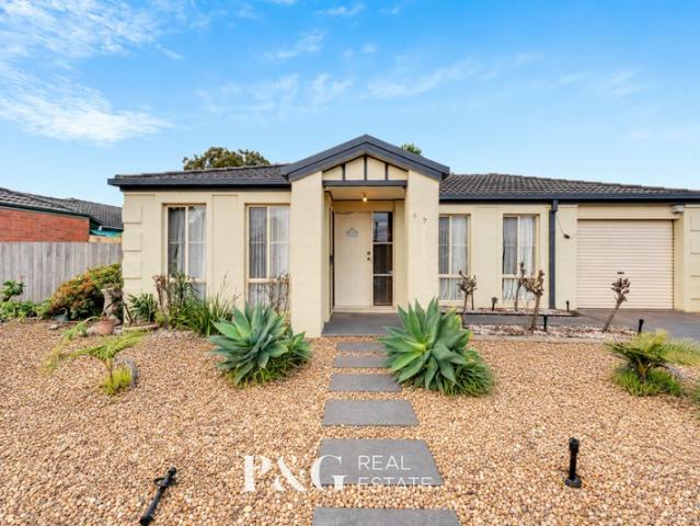 Four Bedrooms, Two Living Zones & Fantastic Outdoor Space