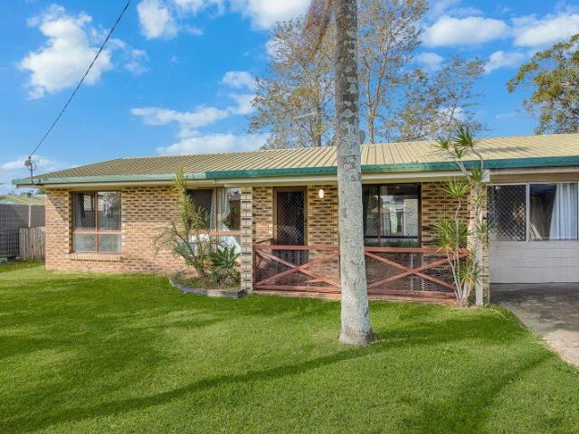 Four Beds, Drive Through Access & Room for the Toys!