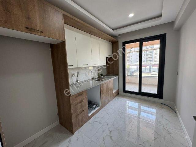 Four Land'den Araştırma Arkasında 2+1 Sıfır Satılık Daire