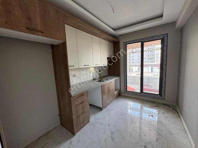 Four Land'den Araştırma Yolu Üzeri 2+1 Sıfır Satılık Daire