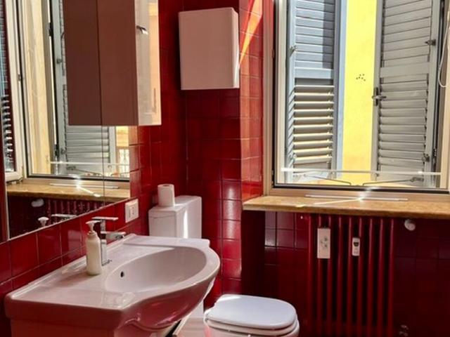 Four rooms Apartment BRIGHT FOR RENT CENTRAL S. FERMO AREA Verona Centro Storico