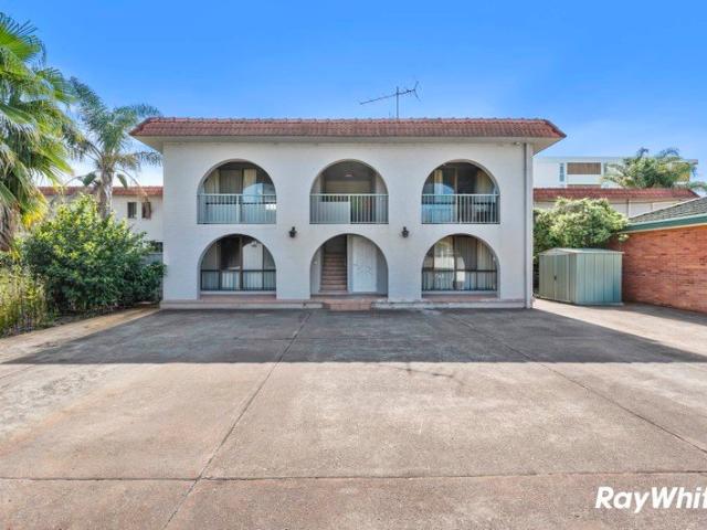 Four Studios, Four Incomes, 200m to the Water