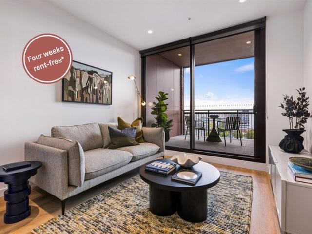 Four weeks rent free* Brand new premium 1 bed apartment with study