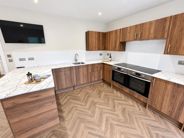 Fourth Avenue, Bristol BS7, 7 bed terraced house to rent, £5,460 pcm | PrimeLocation