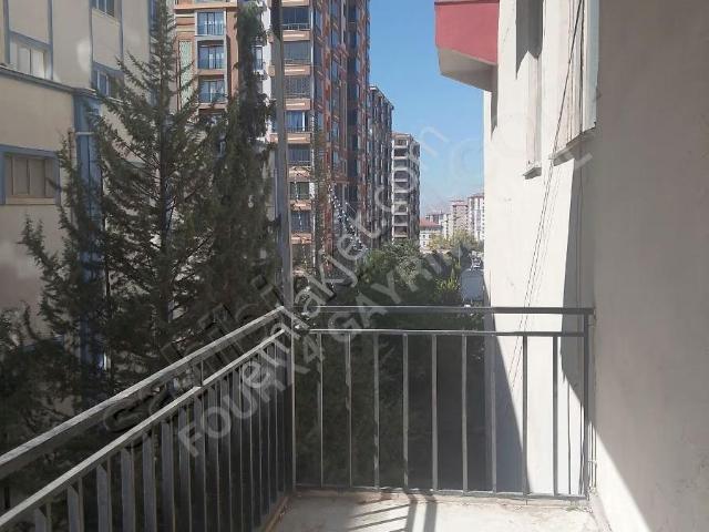 Fourx4 Gayrimenkulden Kiralık 4+1 Daire Tandoğan Mah. Buhara Cad