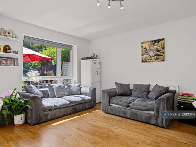 Fowler Road, London, E7 4 bed terraced house to rent £3,100 pcm £715 pw