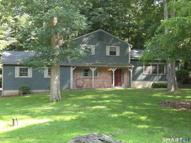 Foxwood Rd S, Guilford, Home For Sale